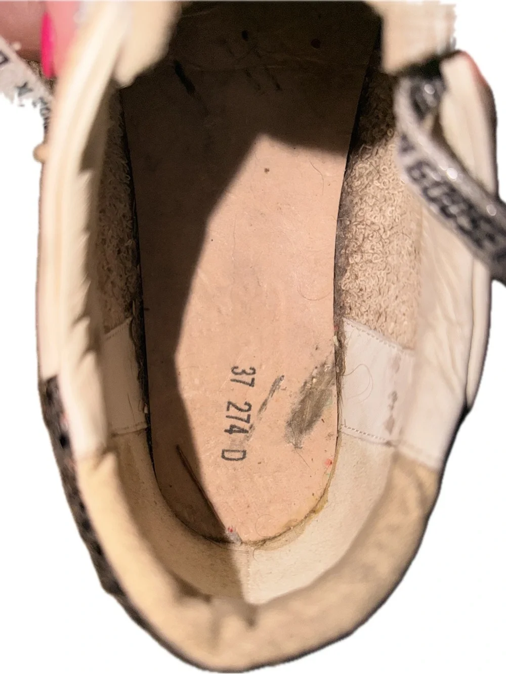 Golden Goose superstar size 37